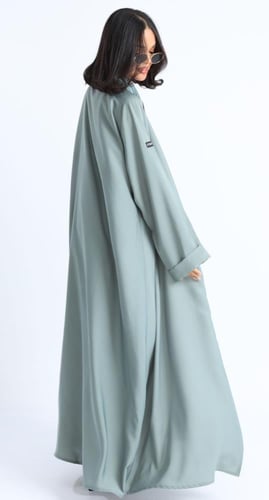 عباية كلاسيك حرير بارد تيفاني