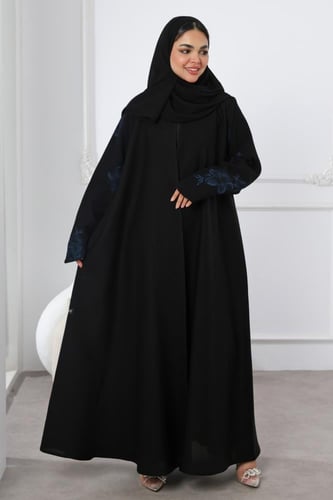 عباية سوداء أكمام مثلثة ورد كحلي