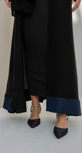 عباية كلوش تطريز كحلي