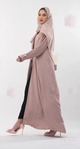 عباية عملية وردية