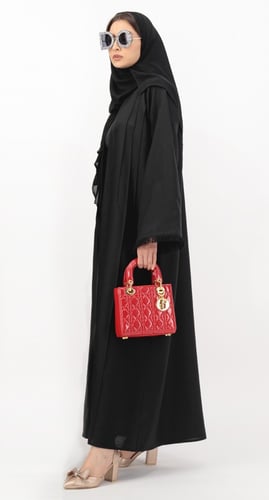 عباية سوداء أكمام هدب