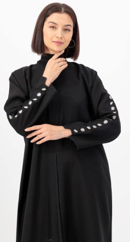 عباية تطريز زهرة الأقحوان أكتاف