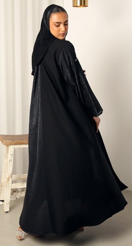 عباية كلوش كسرة من الخلف لامعة