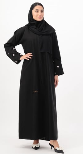 عباية سوداء تطريز أقحوان بالأكمام