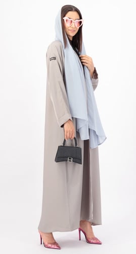 عباية رمادي وسماوي حرير بارد