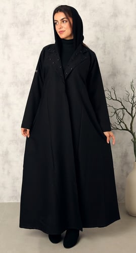 عباية نصف كلوش ياقة كريستال أسود