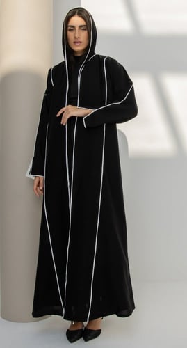 عباية نصف كلوش قيطان أبيض