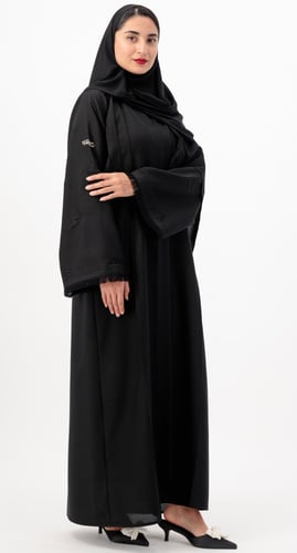 عباية برج الميزان تطريز أسود