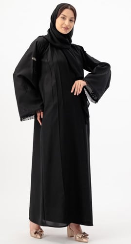عباية برج الجدي تطريز أسود