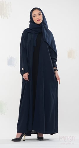 عباية لف باللون الكحلي
