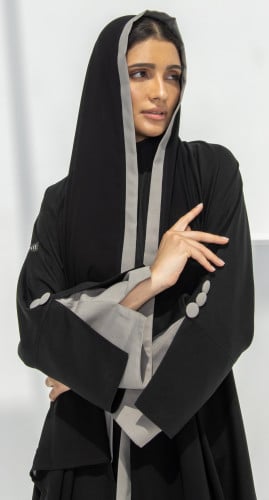 عباية سوداء نصف كلوش تفاصيل رمادي