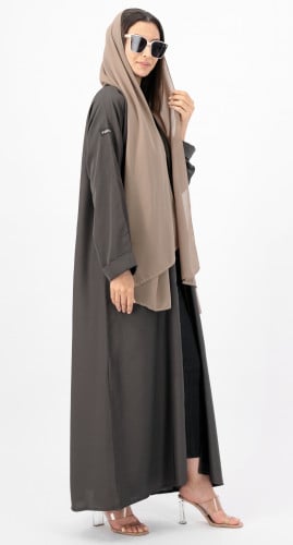 عباية رمادي ورملي حرير بارد