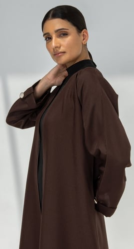 عباية أنيقة كريب بني