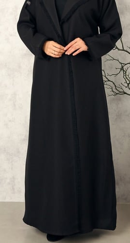 عباية نصف كلوش ياقة هدب