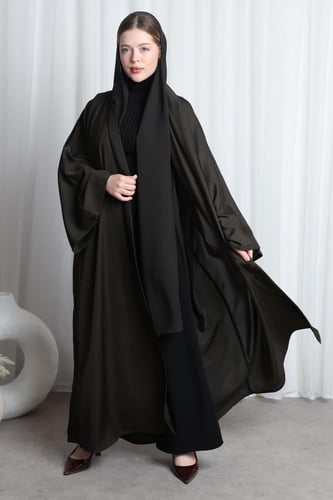 عباية أكمام واسعة زيتي داكن- حرير بارد