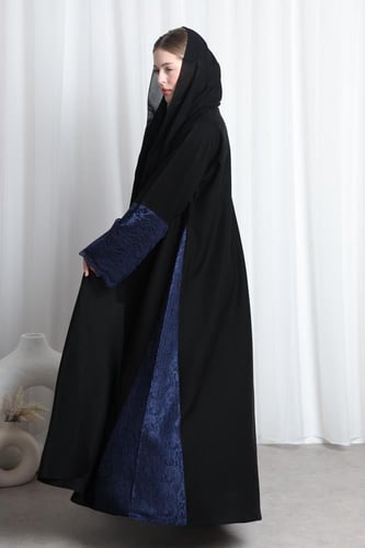 عباية دانتيل كحلي بالأكمام والجوانب