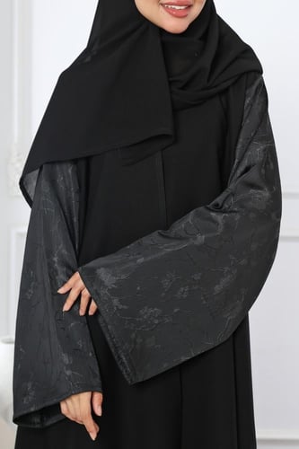 عباية سوداء أكمام جاكار أغصان