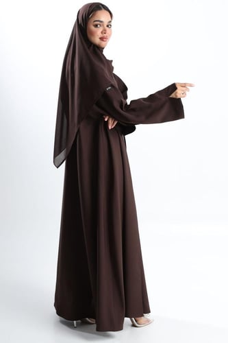 عباية كتان أكمام واسعة بفتحة ناعمة بني