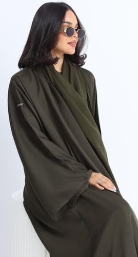 عباية أكمام واسعة زيتي داكن - حرير بارد
