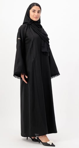 عباية برج الحوت تطريز أسود