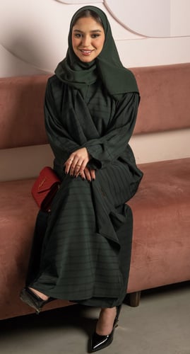 عباية مقلمة لون أخضر