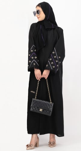 عباية برج الجوزاء تطريز ملون