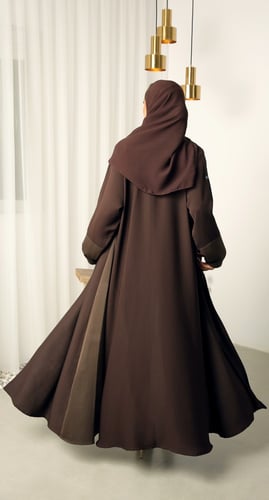 عباية كلوش بني