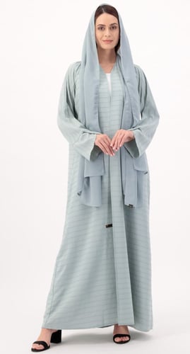 عباية مقلمة لون تيفاني