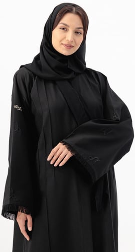 عباية برج الجدي تطريز أسود