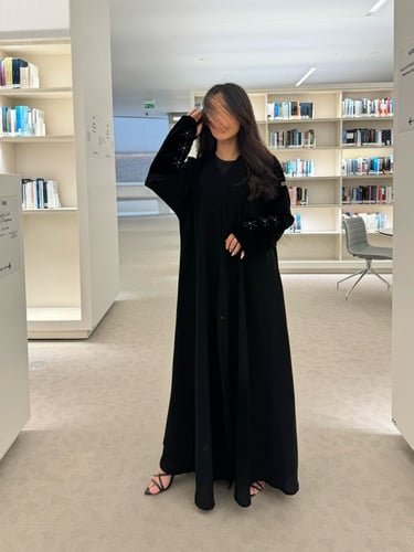 نجمه اسود 913