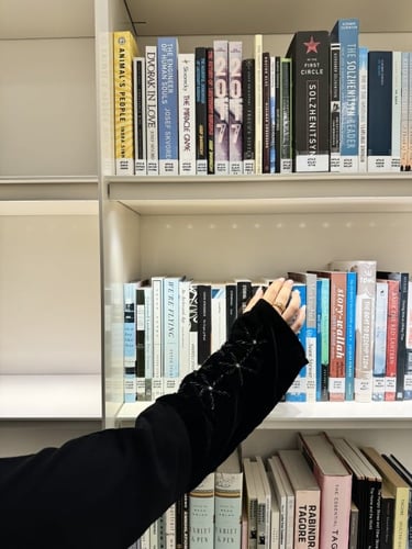 نجمه اسود 913