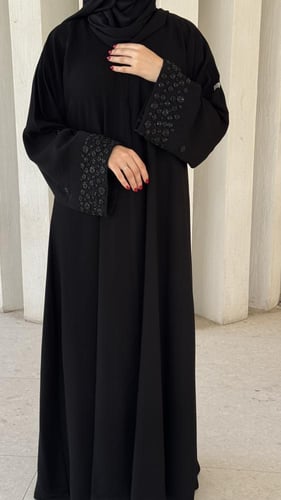 عباية امنيات اسود