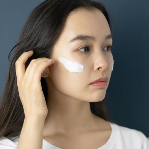 كريم تبييض البشرة