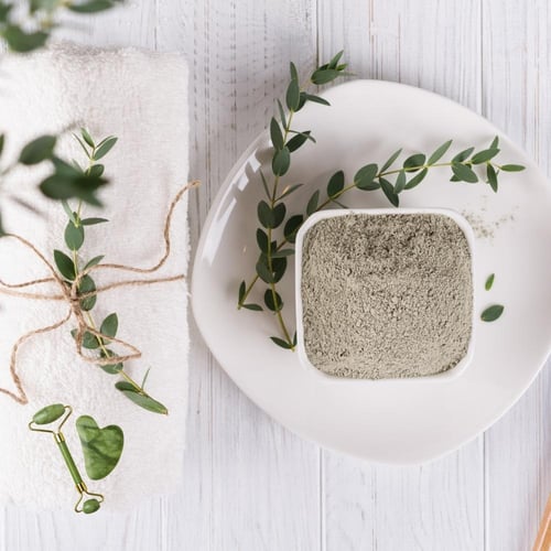 قناع الوجه المضاد للشيخوخة