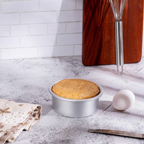 قالب كيك دائري بقاعدة متحركة |11*9*4.5 سم