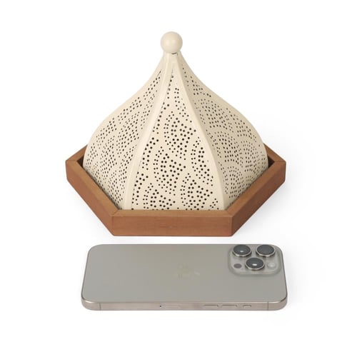 صحن تقديم خشبي فاخر بغطاء أبيض مزخرف حجم وسط