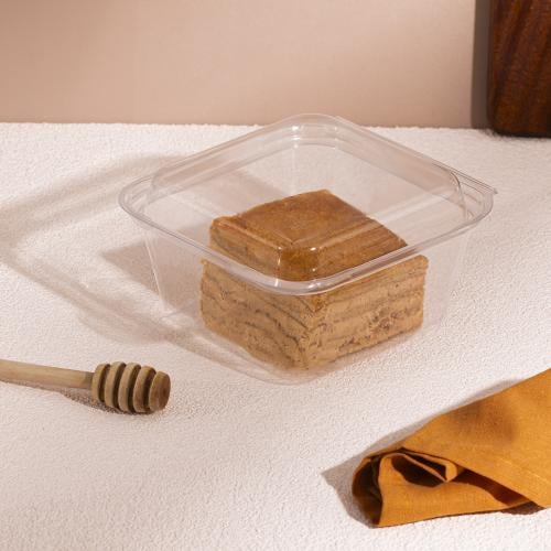 مجموعة (25) وعاء بلاستيك مربع شفاف بغطاء متصل