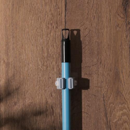 حامل مكنسة للترتيب يثبت على الحائط| 6*6 سم