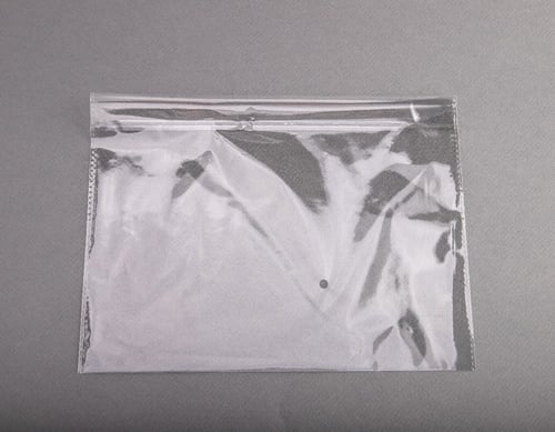 مجموعة (100) كيس بلاستيك شفاف بلاصق - 20×26سم