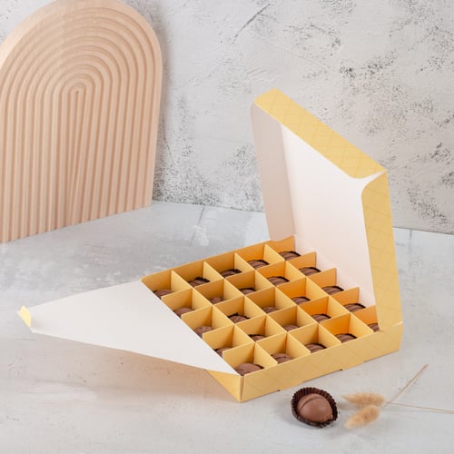مجموعة (12) علبة فاخرة للشوكليت والحلويات لون أصفر...