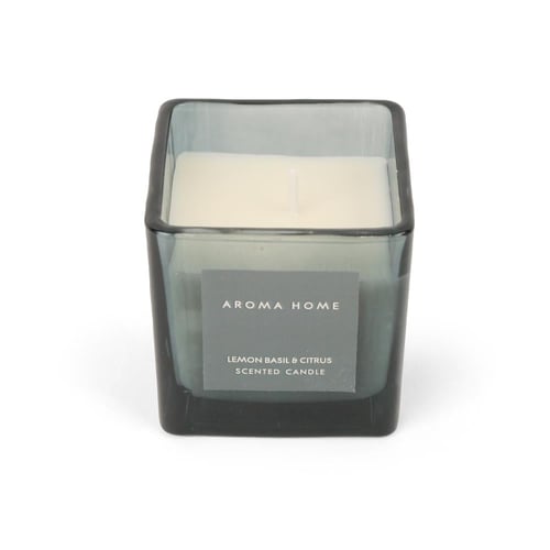 شمعة عطرية برائحة زكية بقالب زجاجي لون أسود