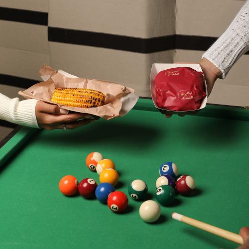 مجموعة (50) ورق زبدة للساندوتش "نسانيس الشتاء" لون...