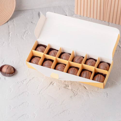 مجموعة (12) علبة فاخرة للشوكليت والحلويات لون أصفر...