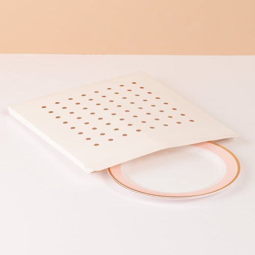 صندوق الكيك الفاخر بلون أبيض ونوافذ شفافة مع شريطة...