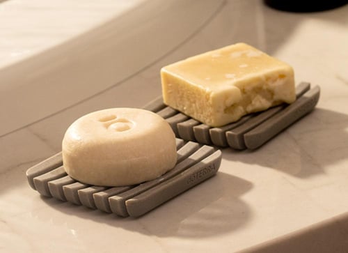 شامبو وبلسم شعر (صلب) بالزيوت العطرية الطبيعية (نس...