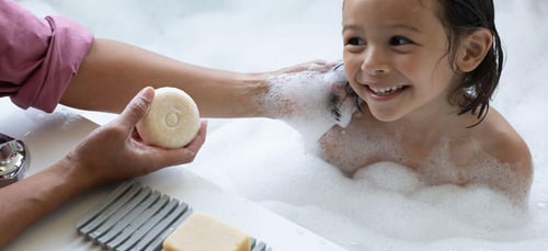 شامبو شعر (صلب) بالزيوت العطرية الطبيعية (نساء/رجا...