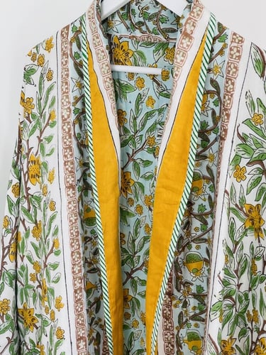 كيمونو شتوي مبطن بوجهين