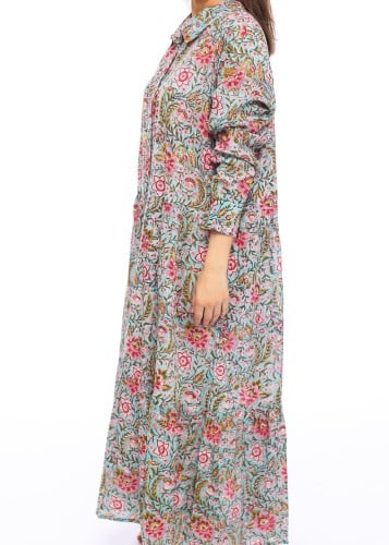 فستان فضفاض