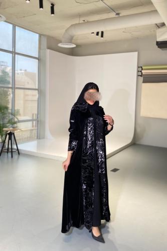 عباية مخمل