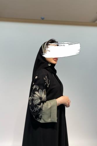 عباية كريب مخفضة